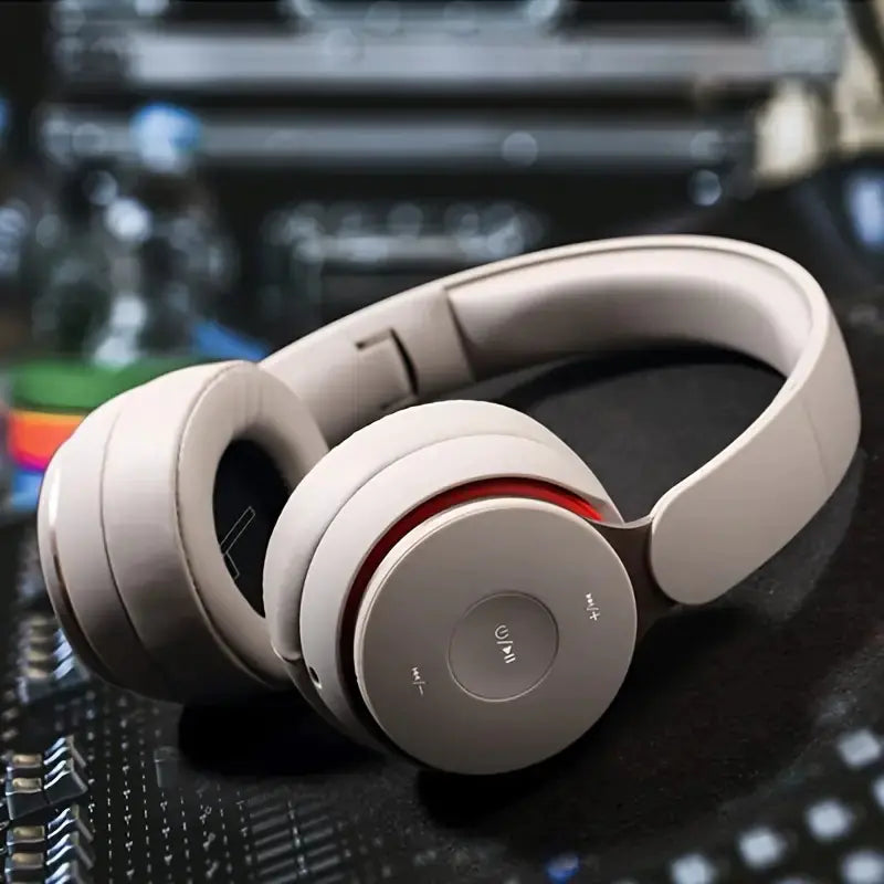 Wireless Head-mounted Headphones with Noise Reduction